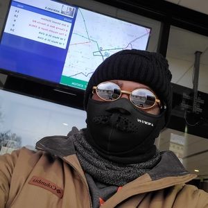 Meet your Posher, Lawrence